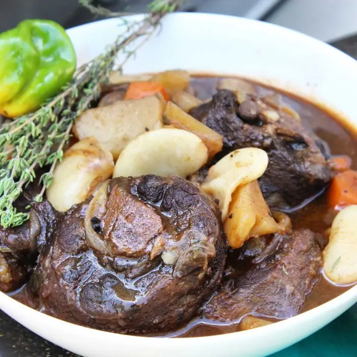 Oxtail with broad beans (Jamaican Beef)