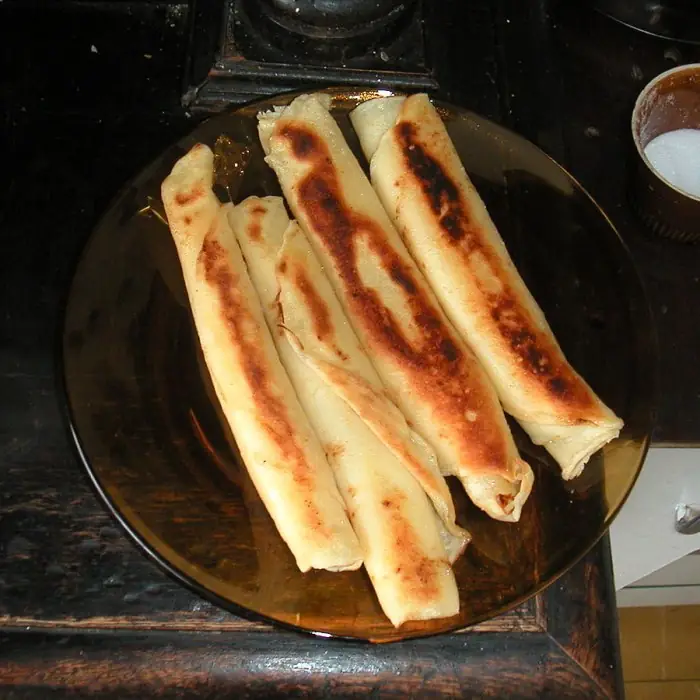 Polskie Nalesniki (Polish Pancakes) (Polish Dessert)